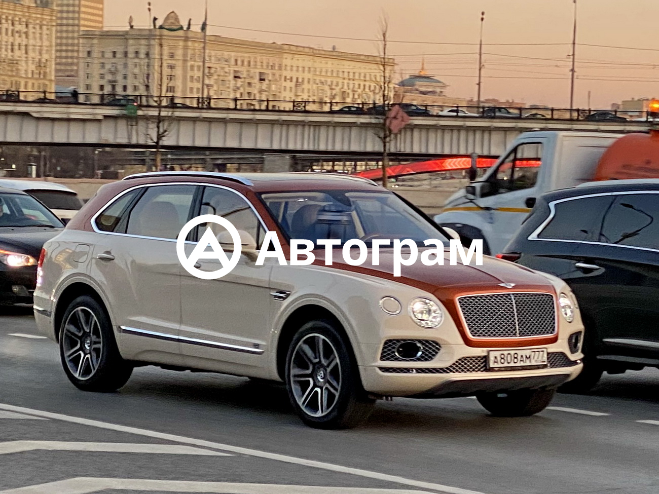 Bentley Bentayga 2022 EWB