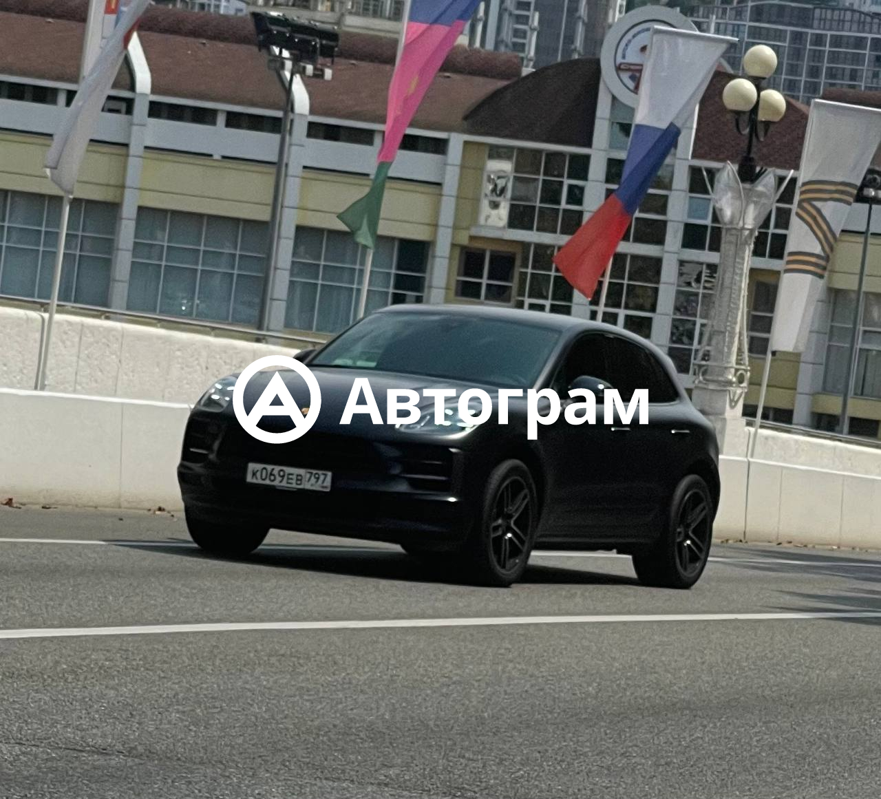 Информация об авто Porsche Macan с гос. номеру К069ЕВ797