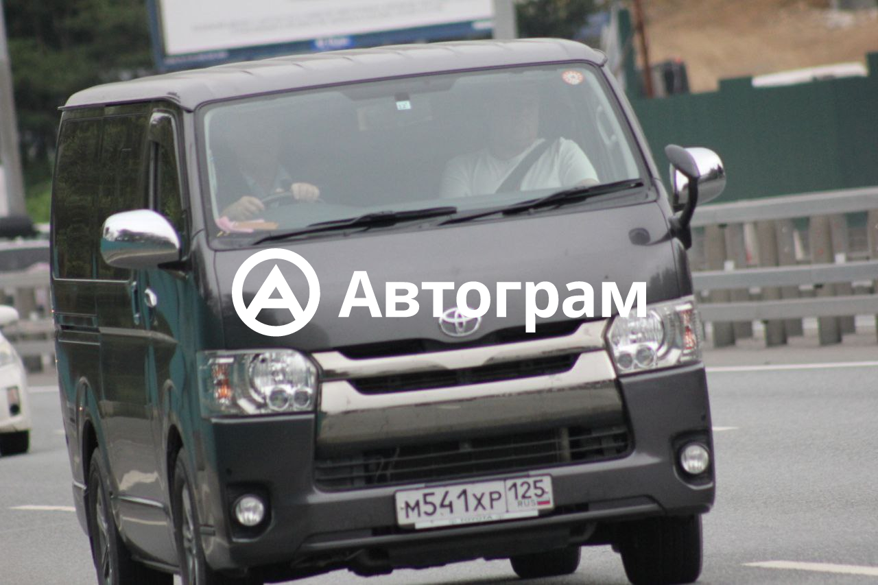 Информация об авто Toyota HiAce с гос. номеру М541ХР125