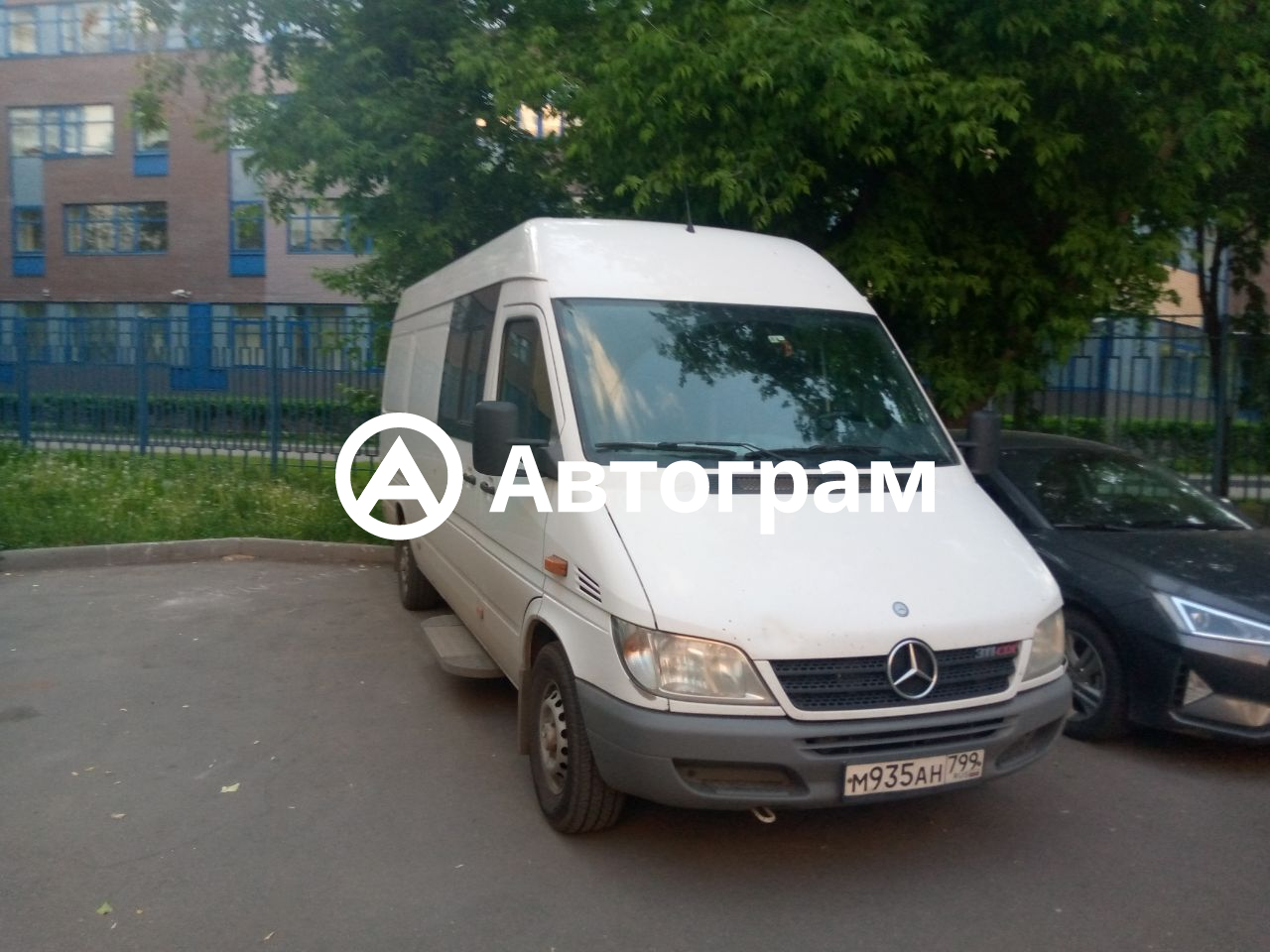 Mercedes Benz Sprinter с456ас136