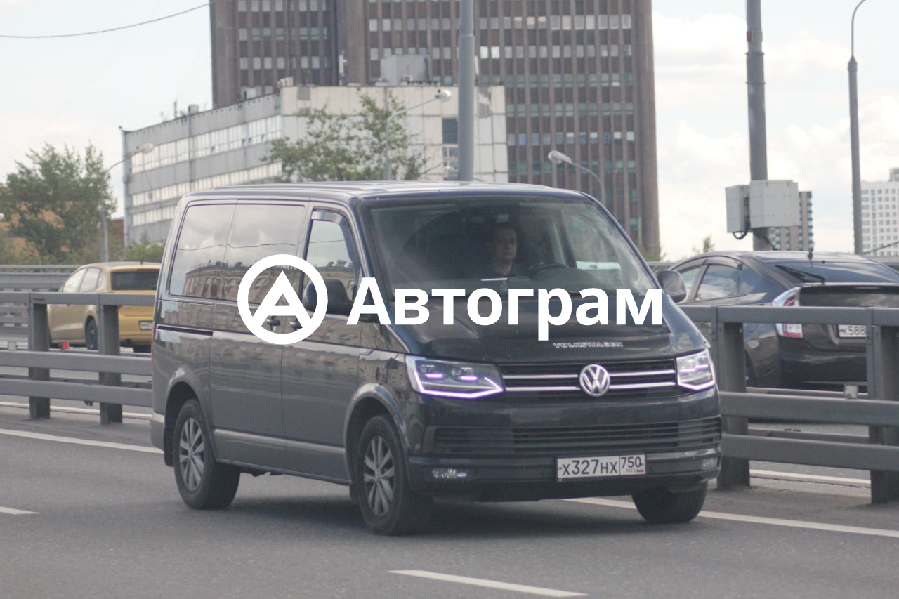 Информация об авто Volkswagen Transporter с гос. номеру Х327НХ750